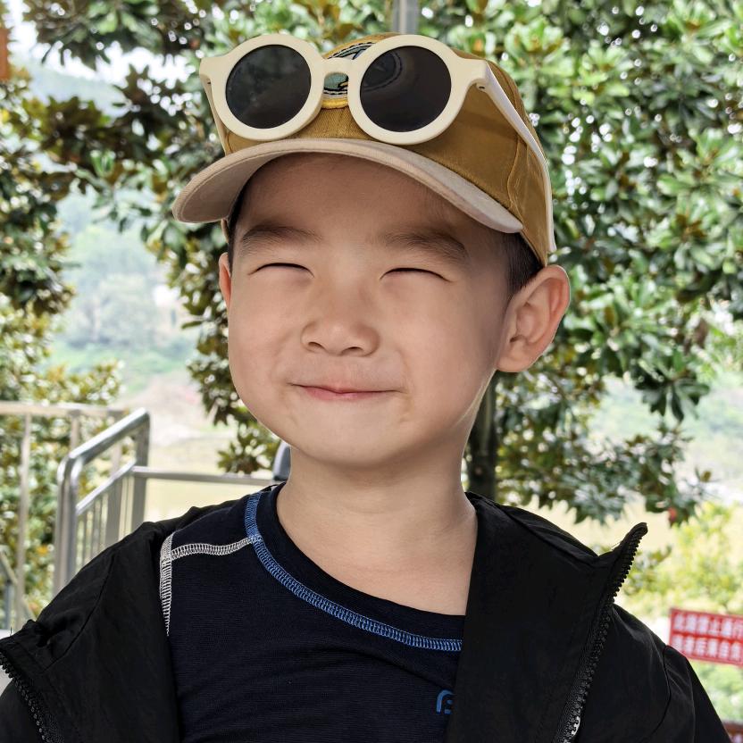 欣欣