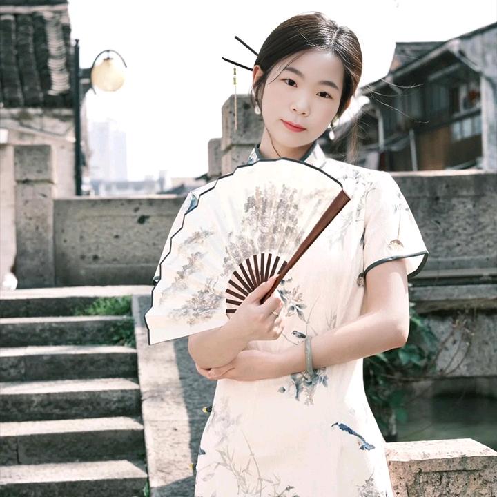 墨小颜