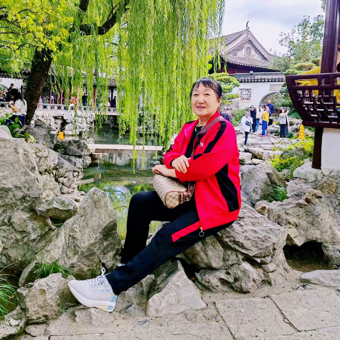 《快乐》的郑姐🌹