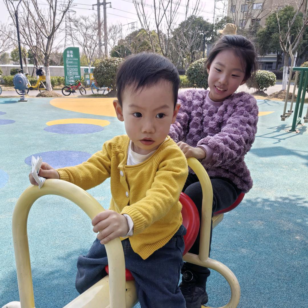 嘉艺和禹铖的妈