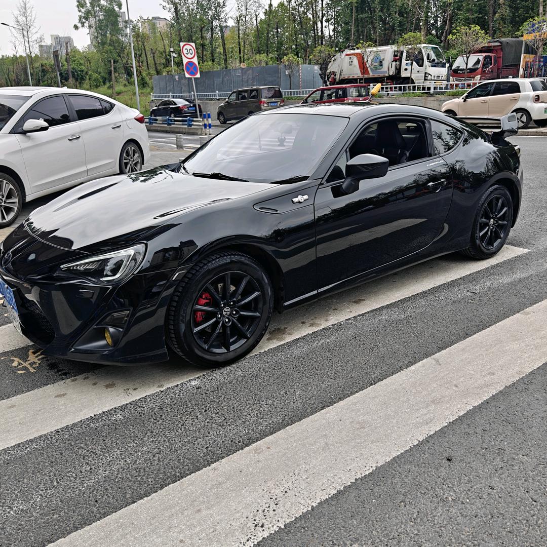 义渡个性汽车阿郑