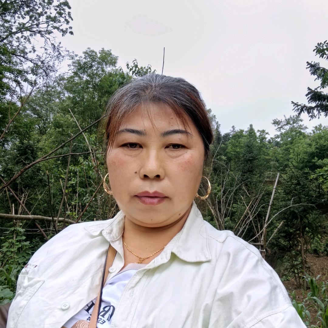 邢姐姐早上8:30开播。