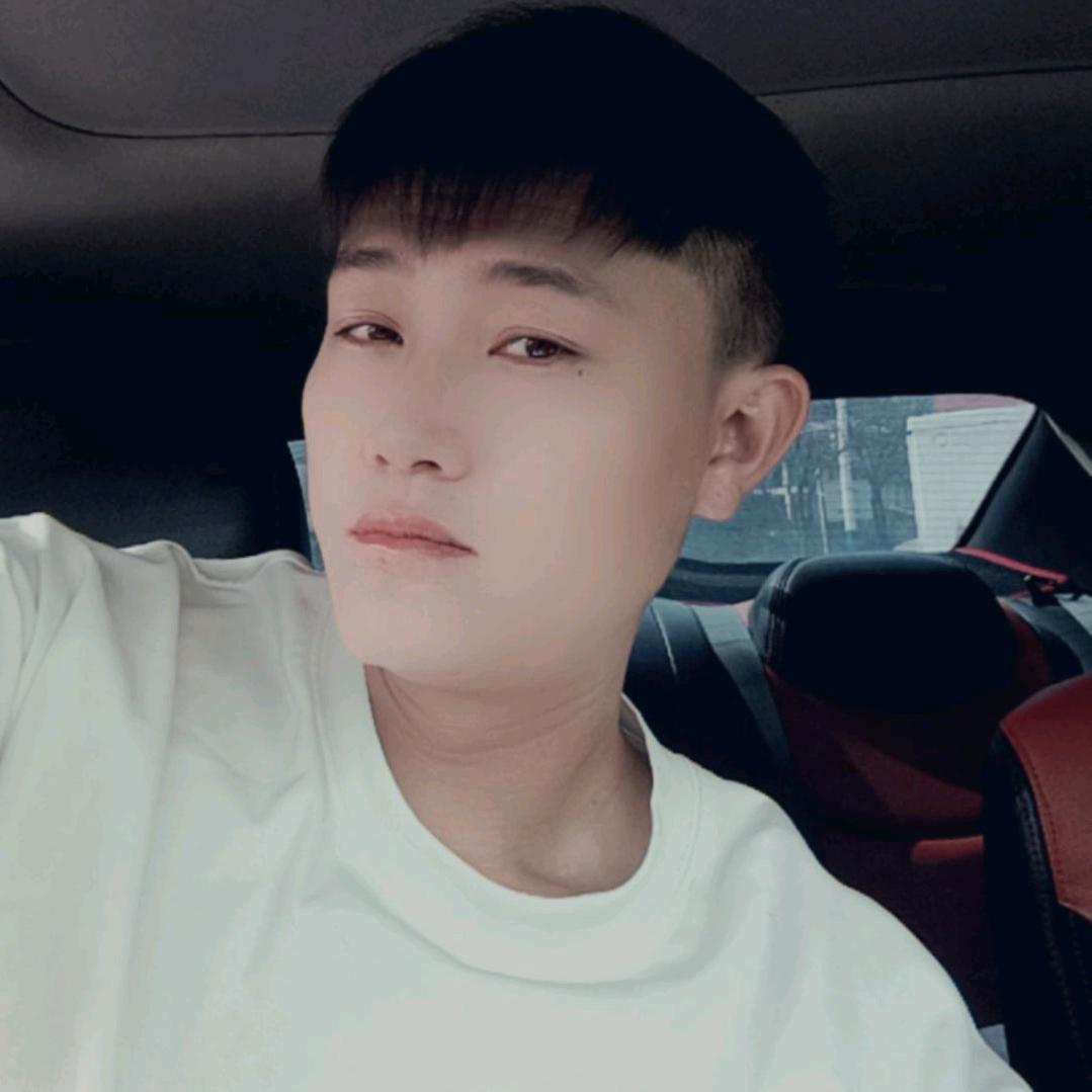 布鲁斯__李🅆🄳🄼er