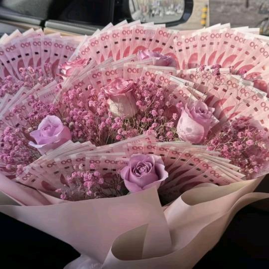 幸运草、悄然萌芽