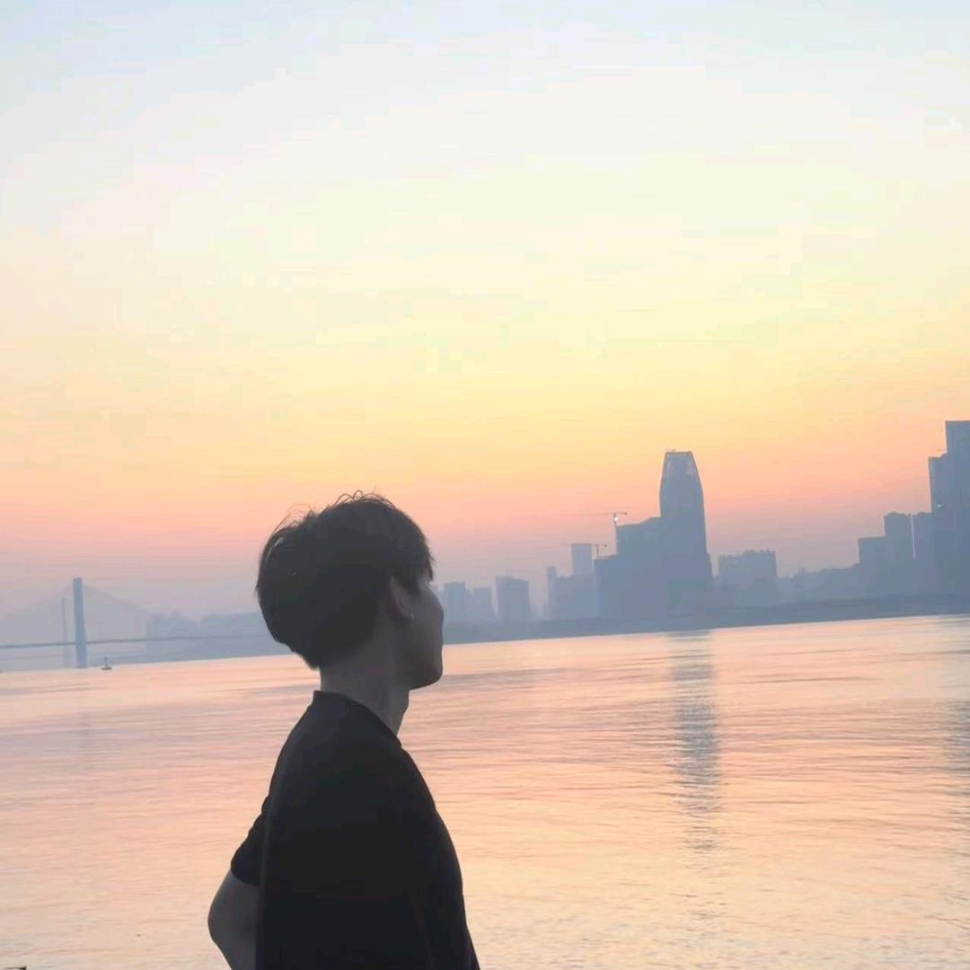 给你一肘子