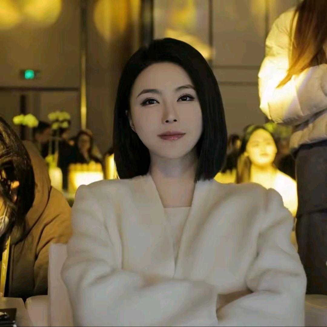 溶溶RONGRONG·轻奢女装