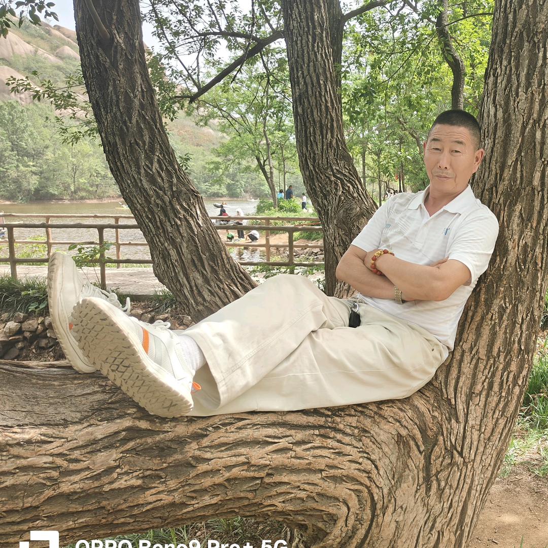 a任龙，白酒经销商！