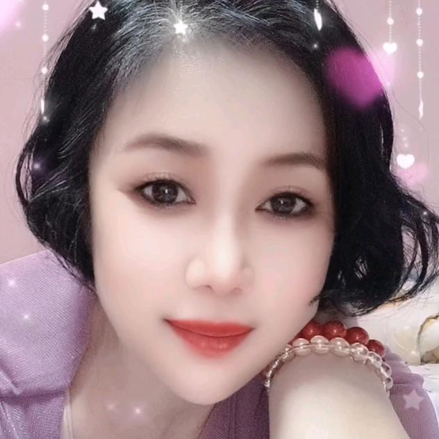 蓝天晴云