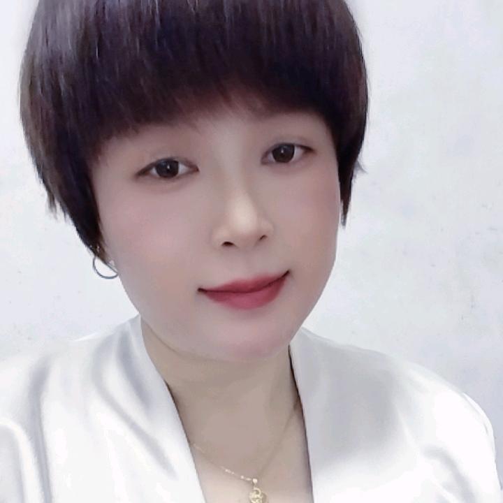 单身妈妈(早上8点10分)
