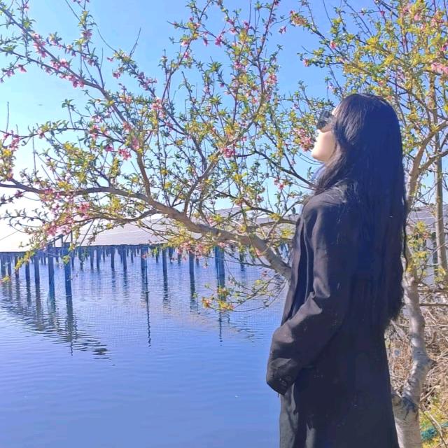 ༺姜 ࿐~脚气灰指甲