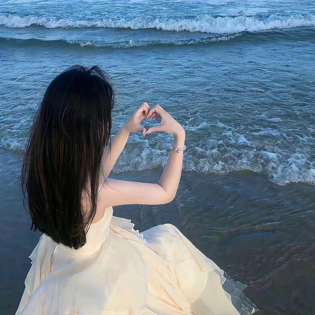 𝓨𝓸𝓾𝓻𝓼💘专属偏爱