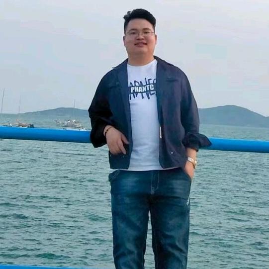 小黄先生。