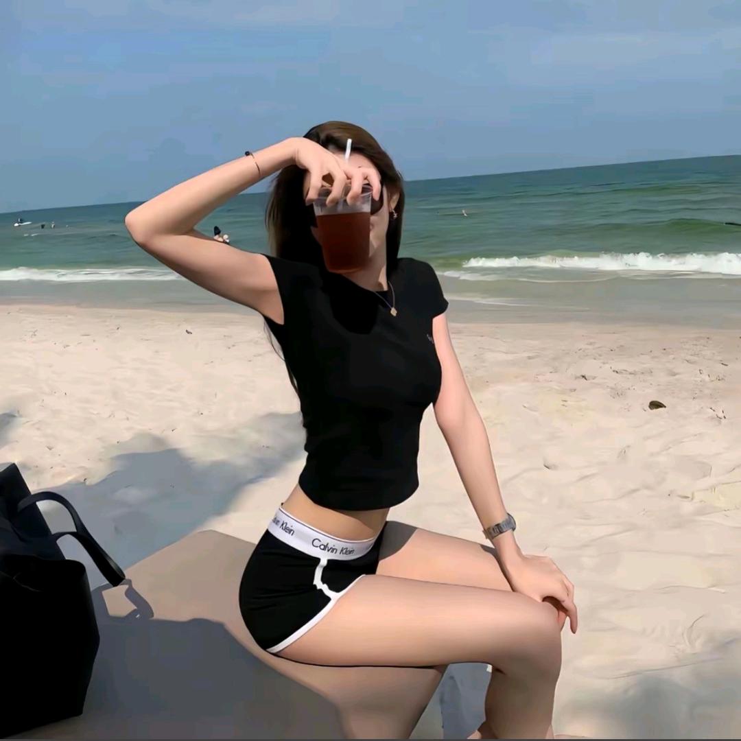 那个小那🍒