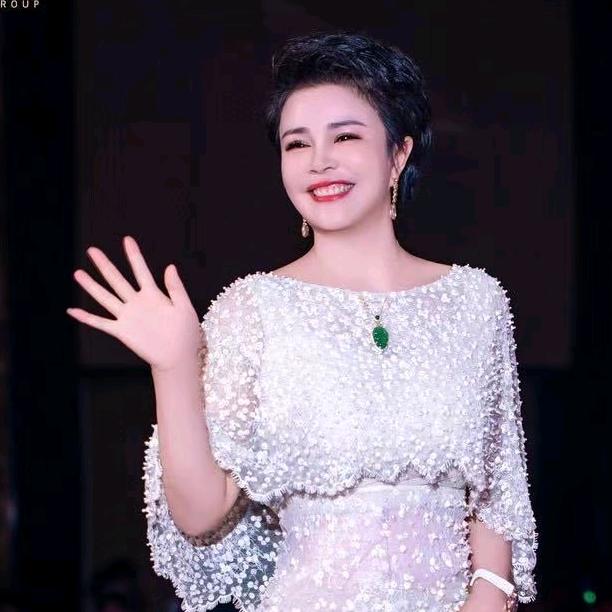 栩栩如生