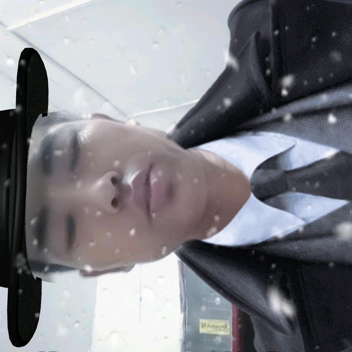 照阳光普照。