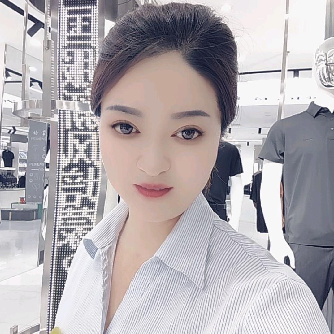 周至培蒙男装，刘清