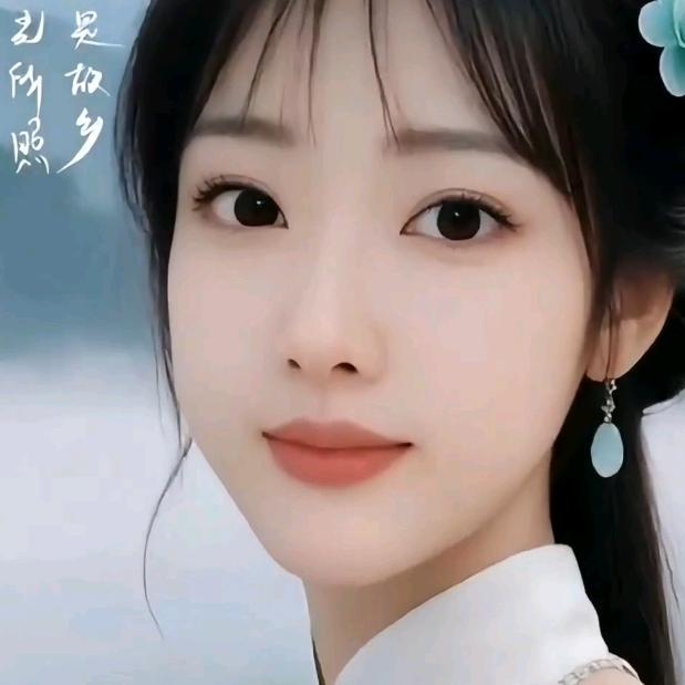 沁 水 百 合