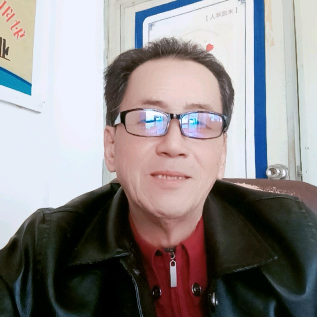 退役黄哥爱唱歌