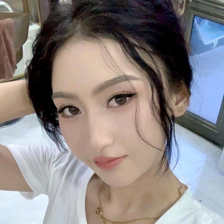 Ari *