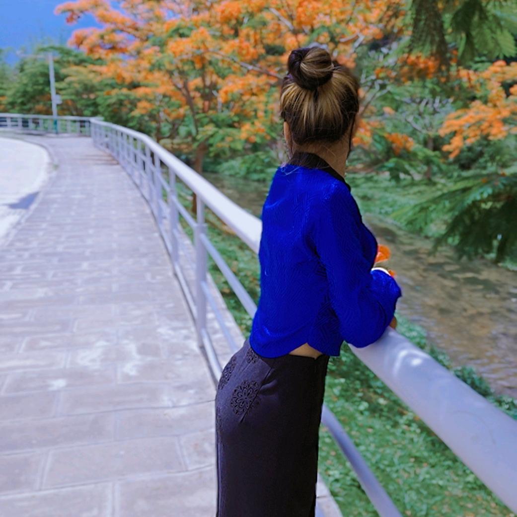 Nang Kham Khin