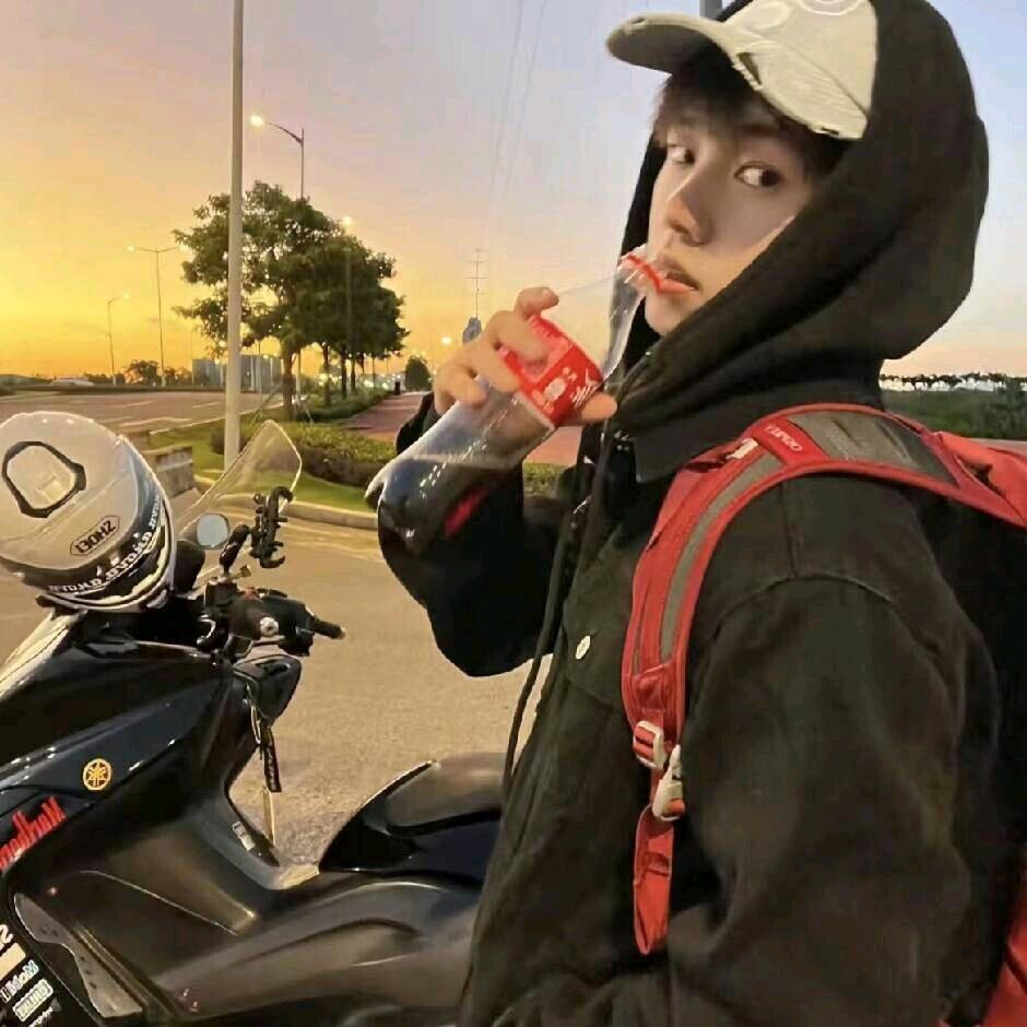 超市无敌霸王龙战士