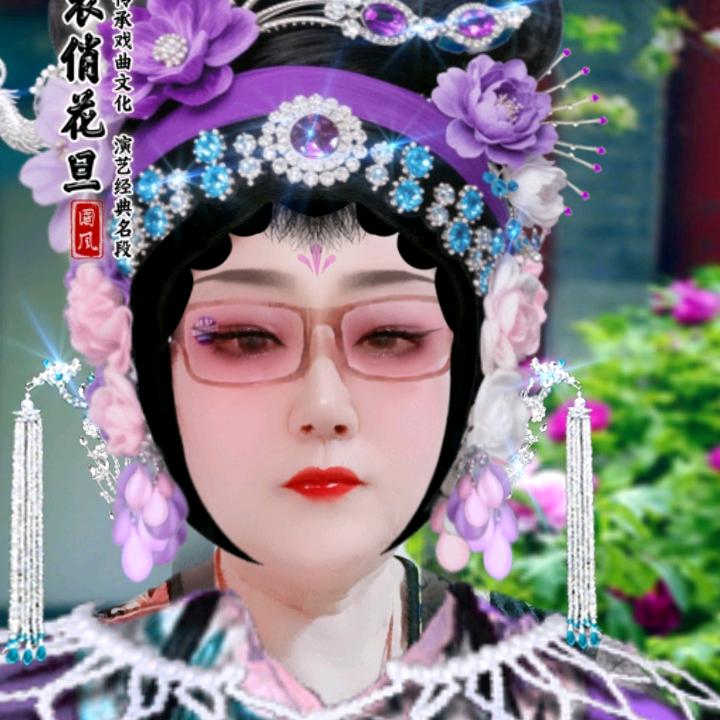 万菊芳_