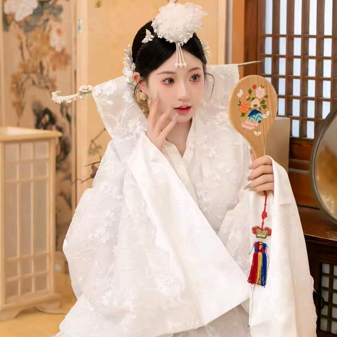 木槿花旅拍直播中-延吉站