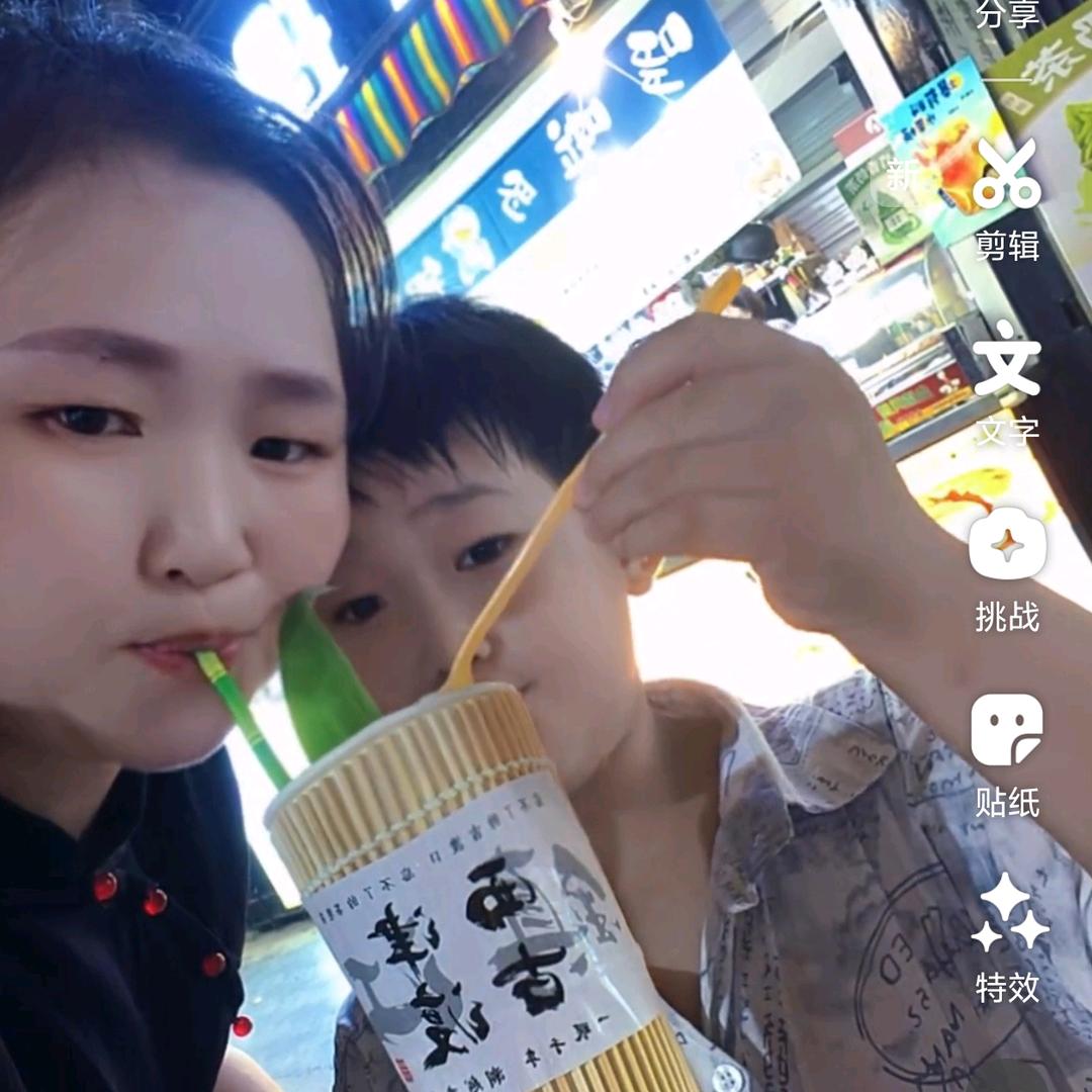 玉意快餐《建华观园内》