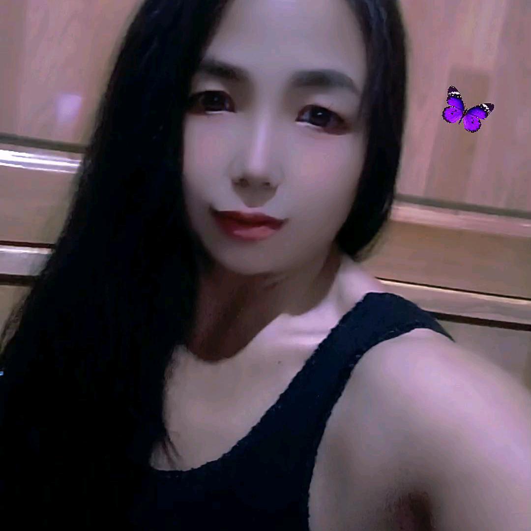 凤姐呀下午15:10首播