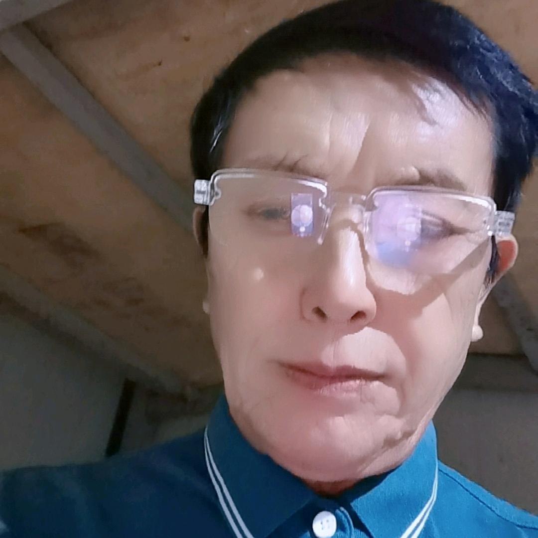 盯明清
