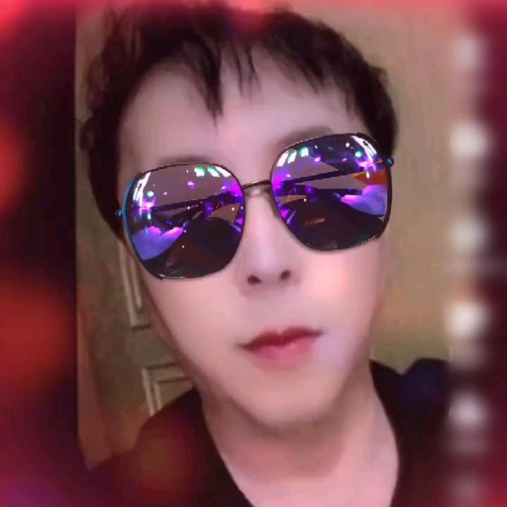 铁骨铮铮