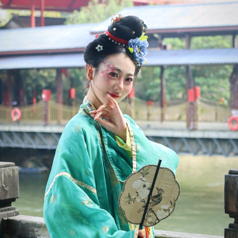 朗绮（不要连赞⚠️）