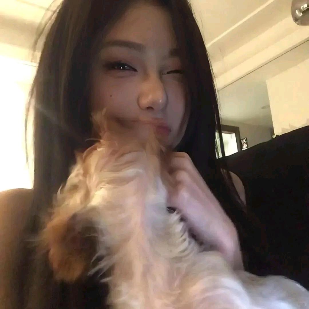 不发脾气只发财💰