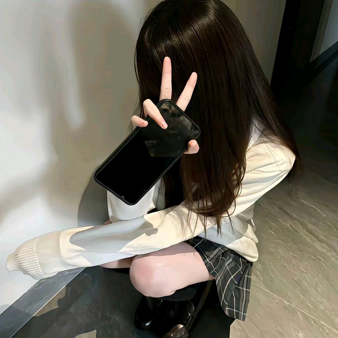 小婷.