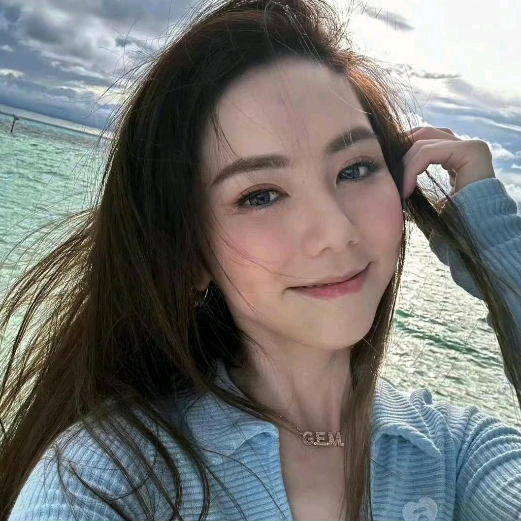 没事就吃溜溜梅你别管我啦～