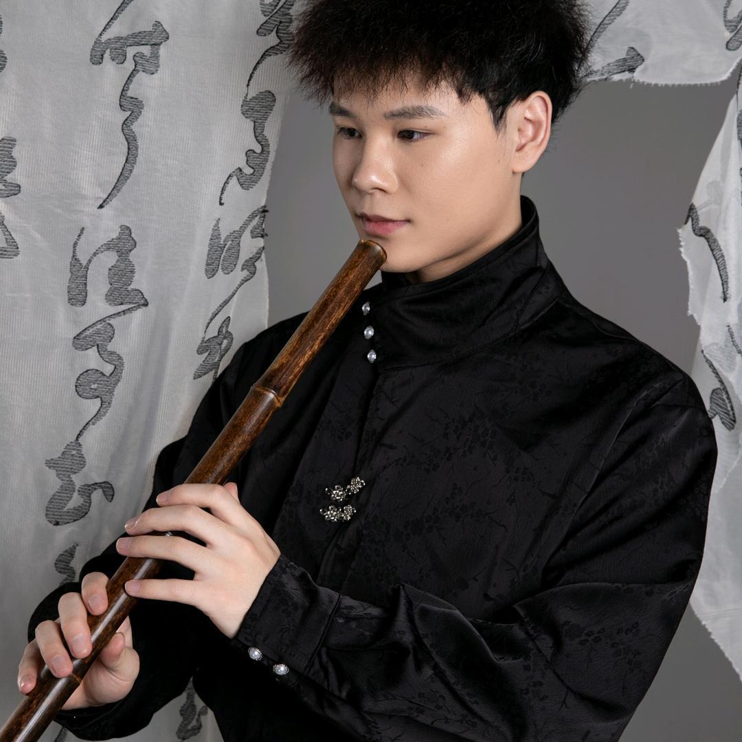 吹笛子的00后