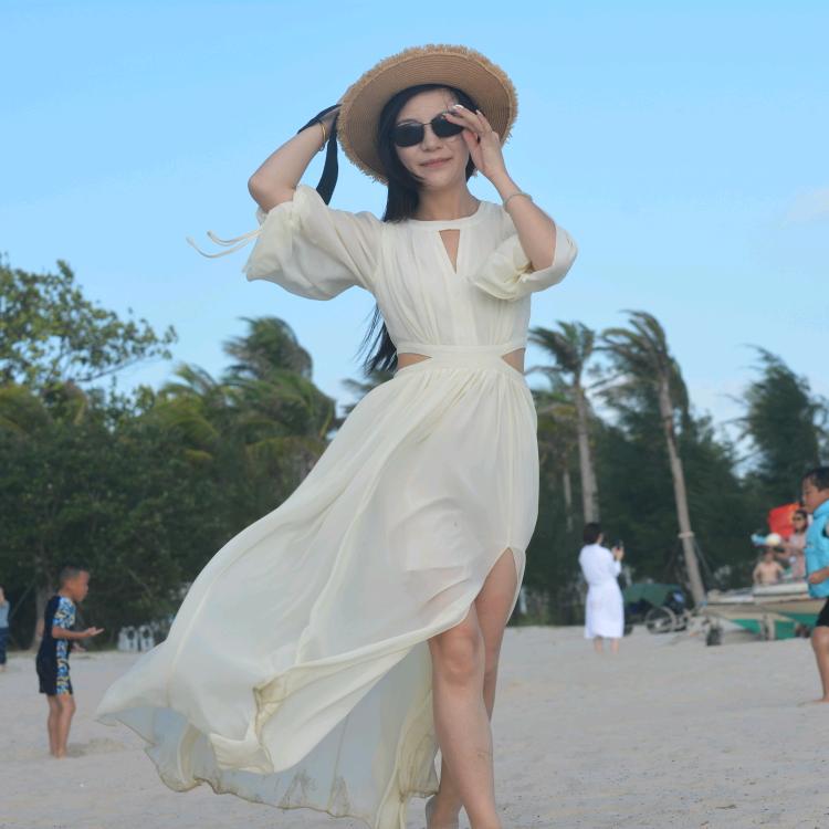 小媛媛（单亲妈妈）