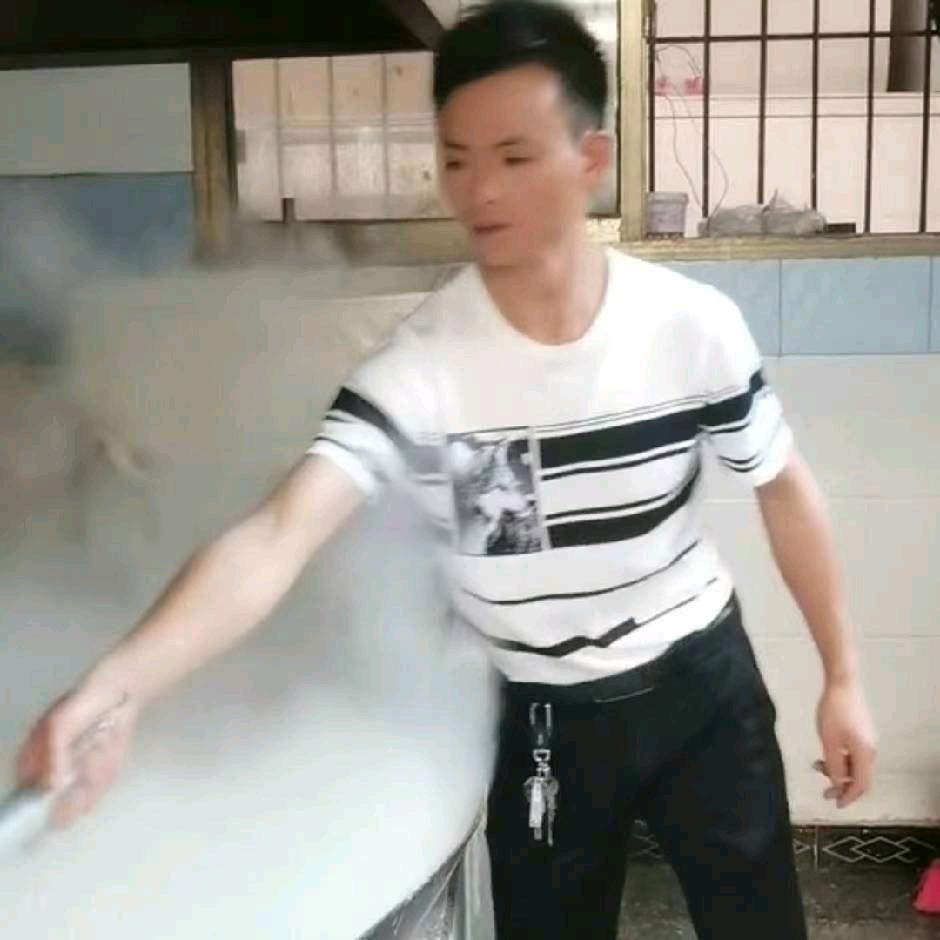 走街串巷。