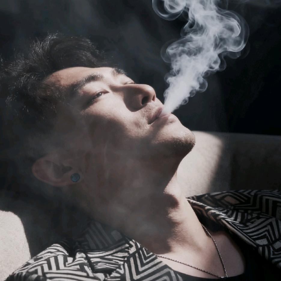 Yr 星纪🌈崧蓝缀星