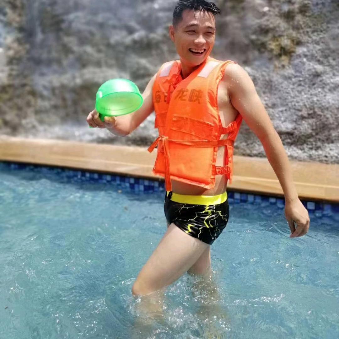 T夏天