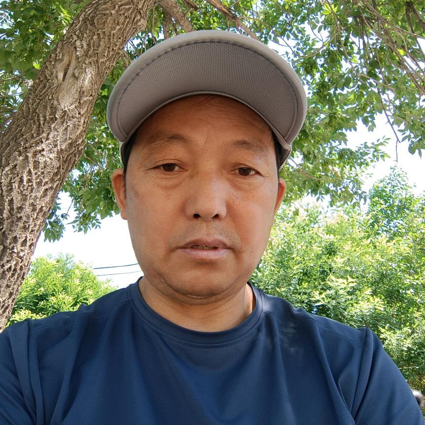 湖南湘西大山里的农民老彭