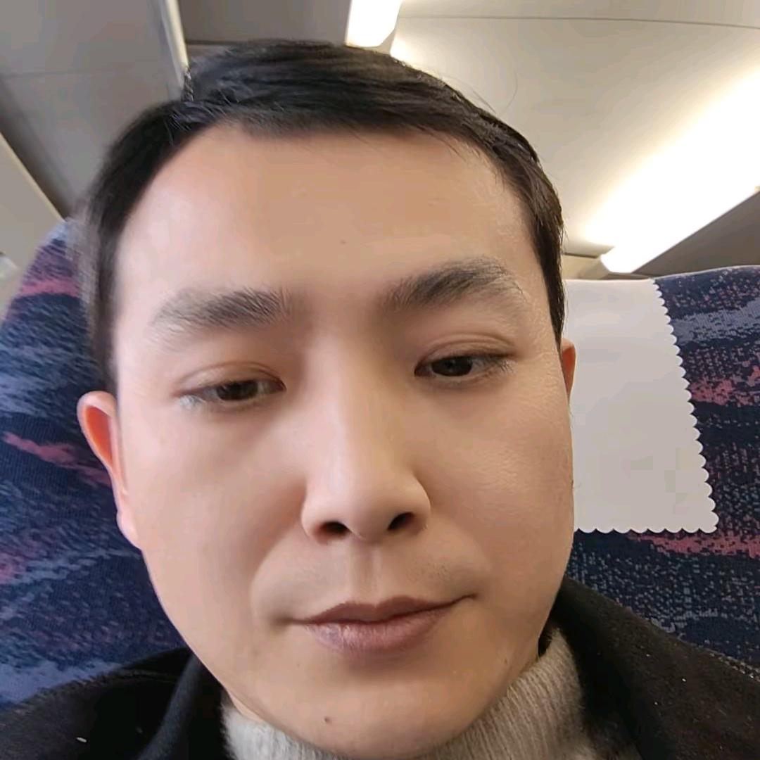 沉默华仔