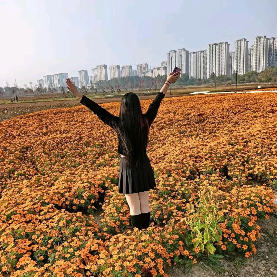 独一无二👉🌹🌹