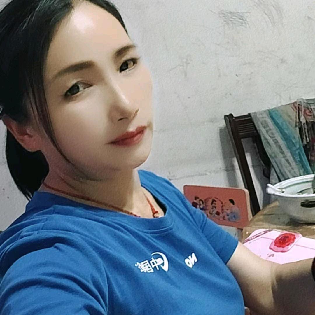 大妹小号:月亮🍅大号下午6点五十首播