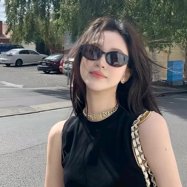 zz🐰（💫🧡）