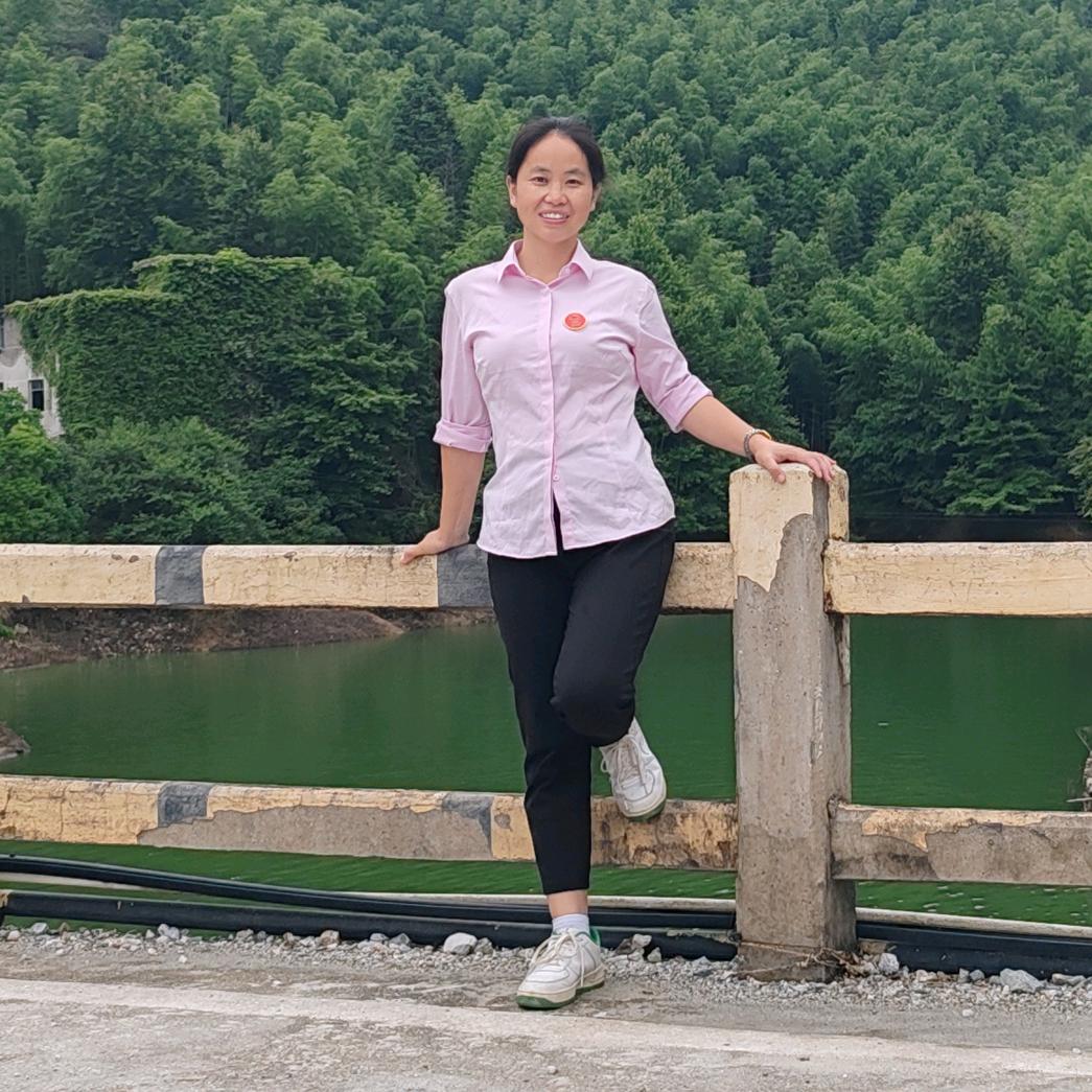 唐美云