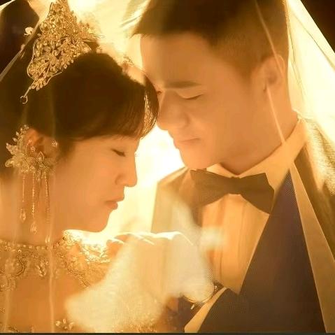 唐先生和柏女士