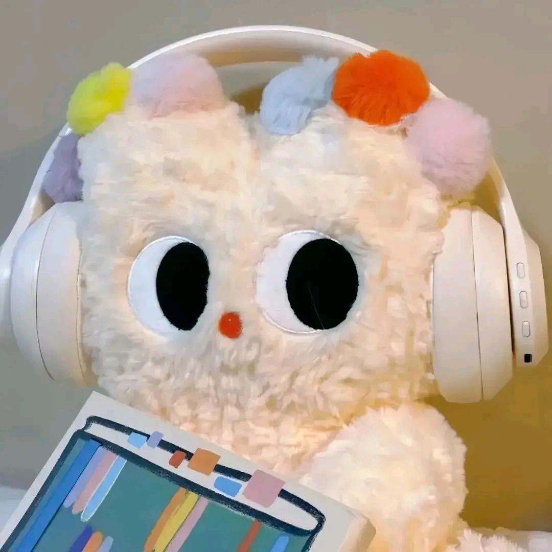 是 小 乔 吖 ლ—(°◡°)-ლ