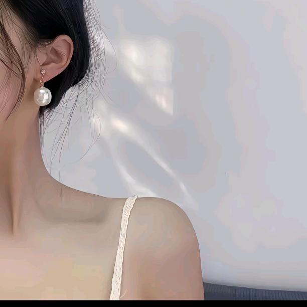 做楼梯的小姐姐