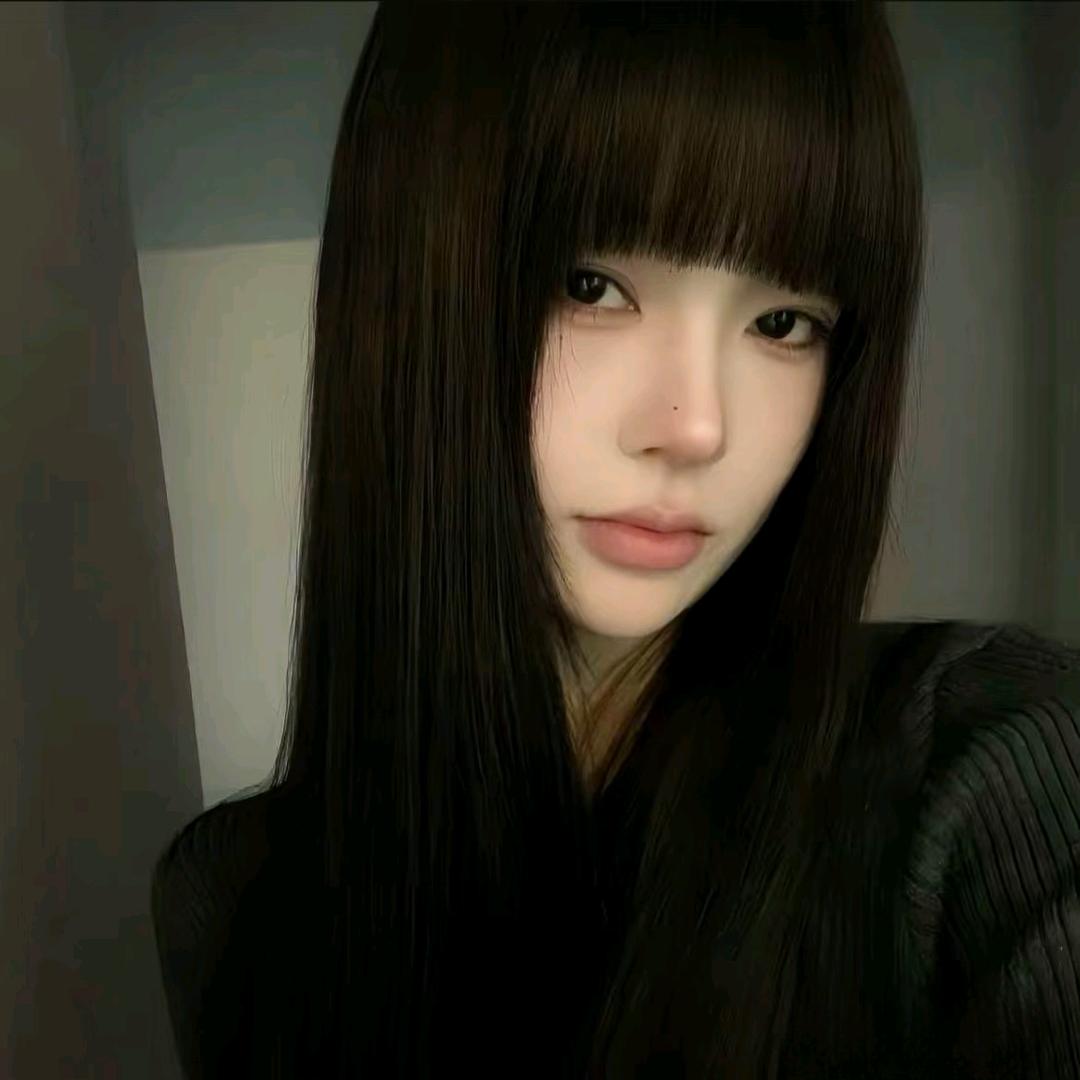 青